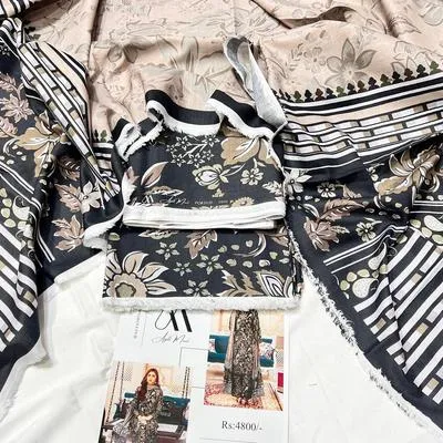 3 Pcs Women's Unstitched Printed Suit