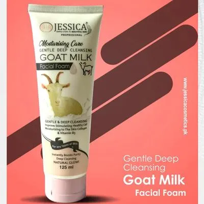 Mosturizing Care Gentle Deep Cleansing Goat Milk Face Wash 125ml
