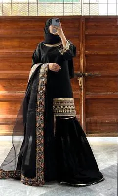 3 Pcs Women's Stitched Shamoz Silk Embroidered Suit