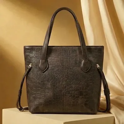 Girl's Rexine Textured Tote Bags