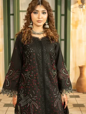 Lehran - U4B Women's Stitched Embroidered Lawn Suit - 3 Pcs In Black thumbnail 3