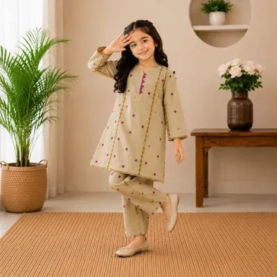 Girl's Summer Embroidered Kurta Set - Beige thumbnail 3