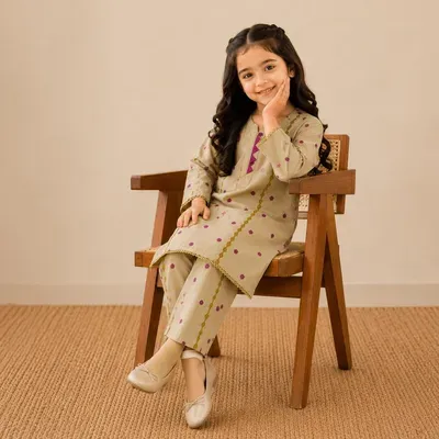 Girl's Summer Embroidered Kurta Set - Beige thumbnail 4