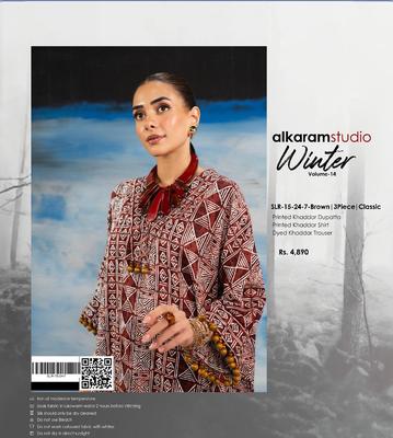 3 Pcs Women's Unstitched Printed Suit