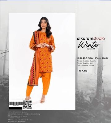 3 Pcs Women's Unstitched Printed Suit