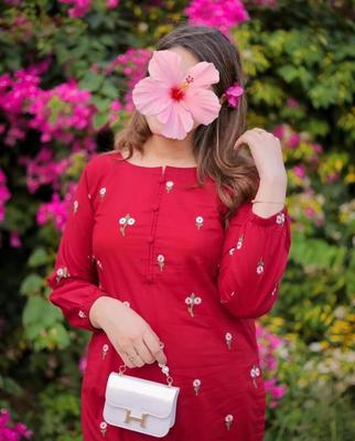 Stunning Women's Embroidered Lawn Shirt And Trouser Set - 2 Pcs