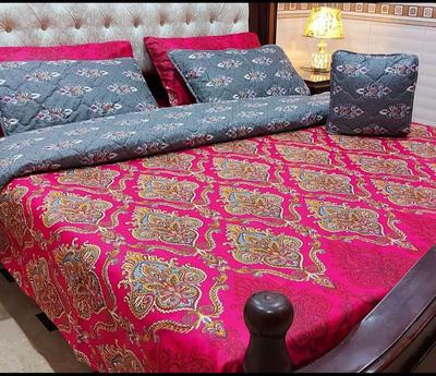 7 Pcs Danier Printed Double Bed Comforter Set