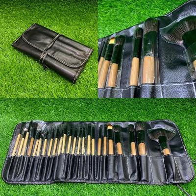24 Pcs Makeup Brushes Set