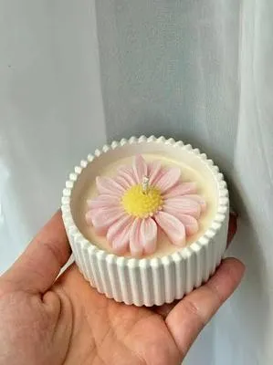 Multicolor Scented Candle - 1 Pc Gift Set Collection for Everyday Use