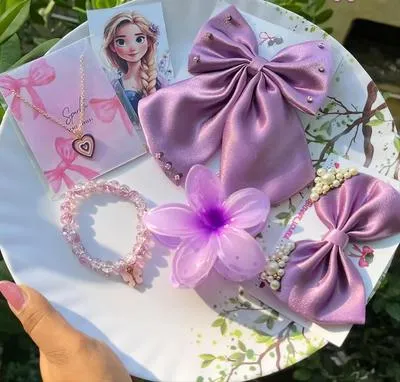 Gift Set Collection For Everyday Use. Great Combination For Personal Use. Easy To Use, And Durable Gift Sets