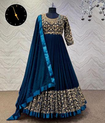 3 Pcs Women's Stitched Shamoz Silk Embroidered Maxi