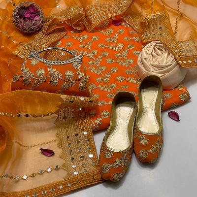 3 Pcs Women's Unstitched Embroidered Suit