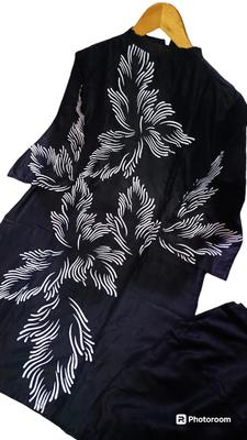 2 Pcs Women's Stitched Linen Printed Shirt And Trouser thumbnail 4