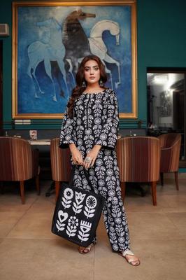 2 Pcs Women's Stitched Linen Printed Shirt And Trouser