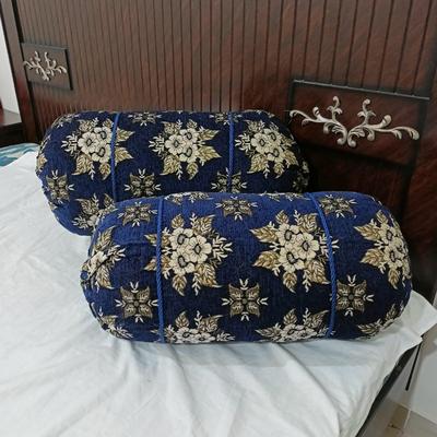 2 Pcs Velvet Jacquard Embossed Pillow Cover