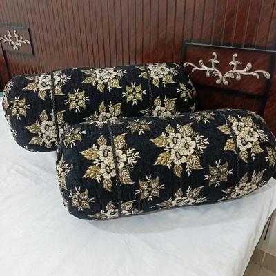 2 Pcs Velvet Jacquard Embossed Pillow Cover