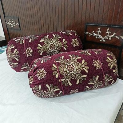 2 Pcs Velvet Jacquard Embossed Pillow Cover