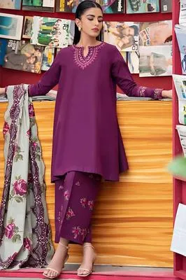 Purple Embroidered 3 Pcs Women's Lawn Suit