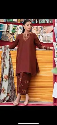 Maroon Embroidered 3 Pcs Women's Lawn Suit