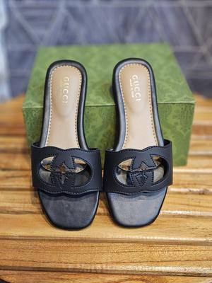 Stylish Women's Casual Flats in Black Synthetic Leather - 1 Pcs