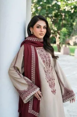 Women's 3-Piece Embroidered Lawn Suit Beige