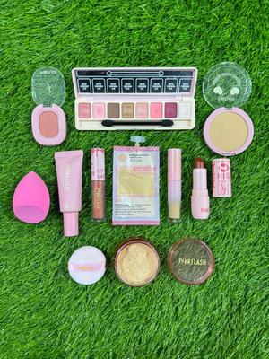 Pink Flash 10 Items Makeup Deals