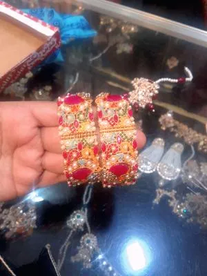 2 Pcs 1 Carat Gold Plated Beads Kara Bangle